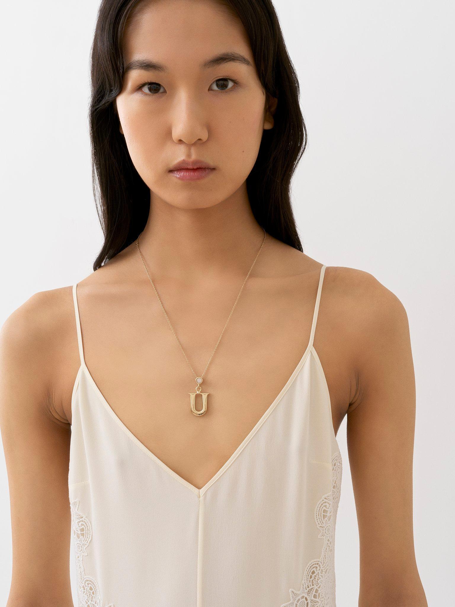 Alphabet necklace with pendant U Product Image