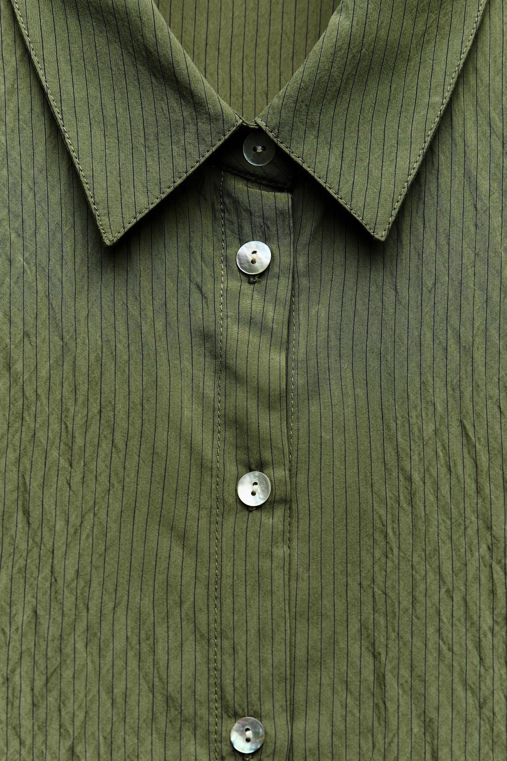 FINE STRIPED SHIRT Product Image