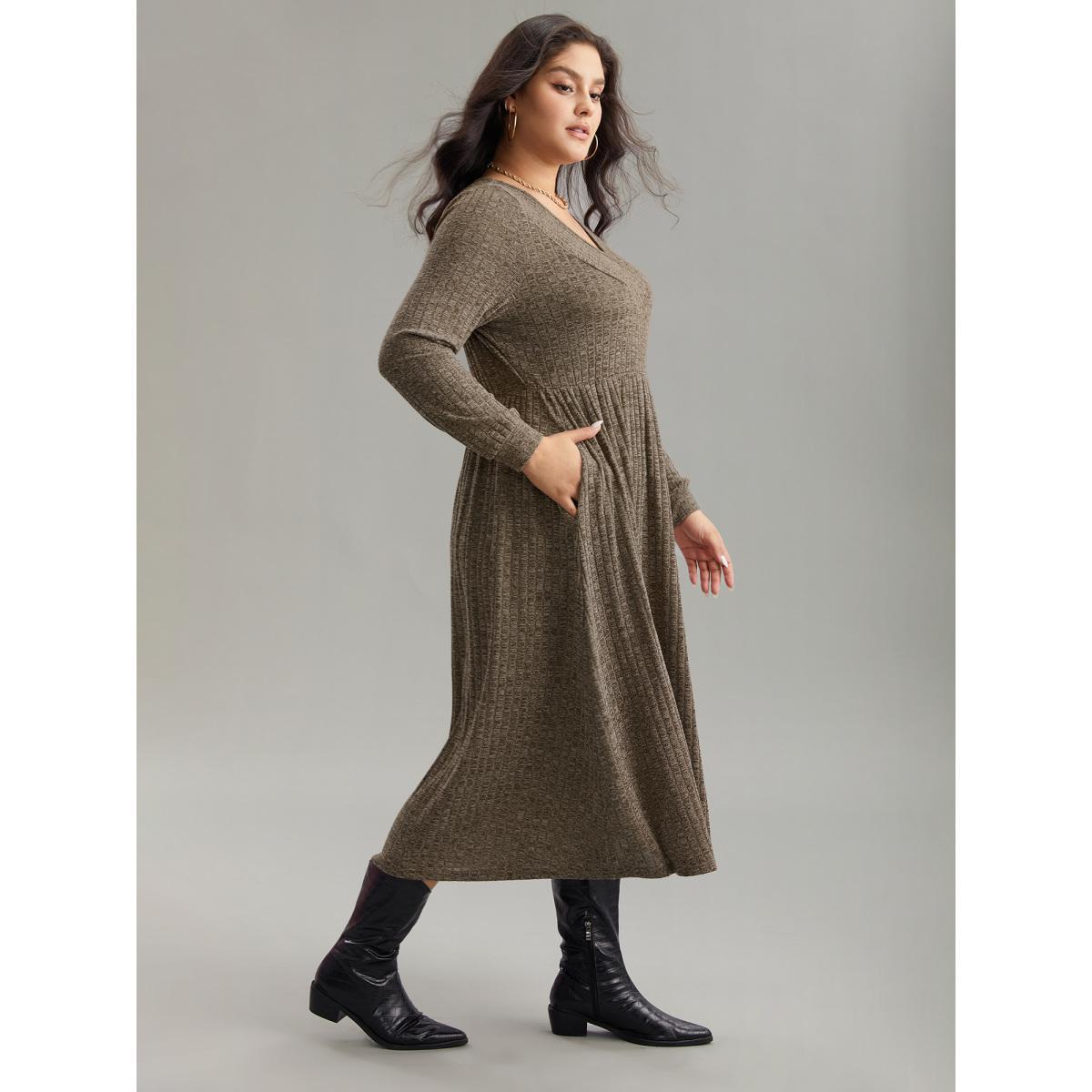 Plus Size Rib Knit Plain Plisse Long Sleeve Dress DarkBrown Women Casual Rib Knit V-neck Long Sleeve Curvy Midi Dress BloomChic 18-20/2X Product Image