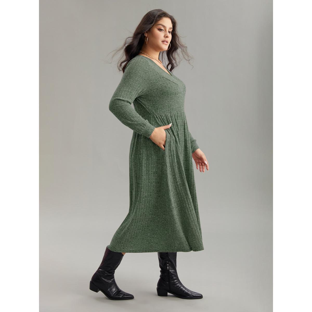 Plus Size Rib Knit Plain Plisse Long Sleeve Dress ArmyGreen Women Casual Rib Knit V-neck Long Sleeve Curvy Midi Dress BloomChic 10/M Product Image