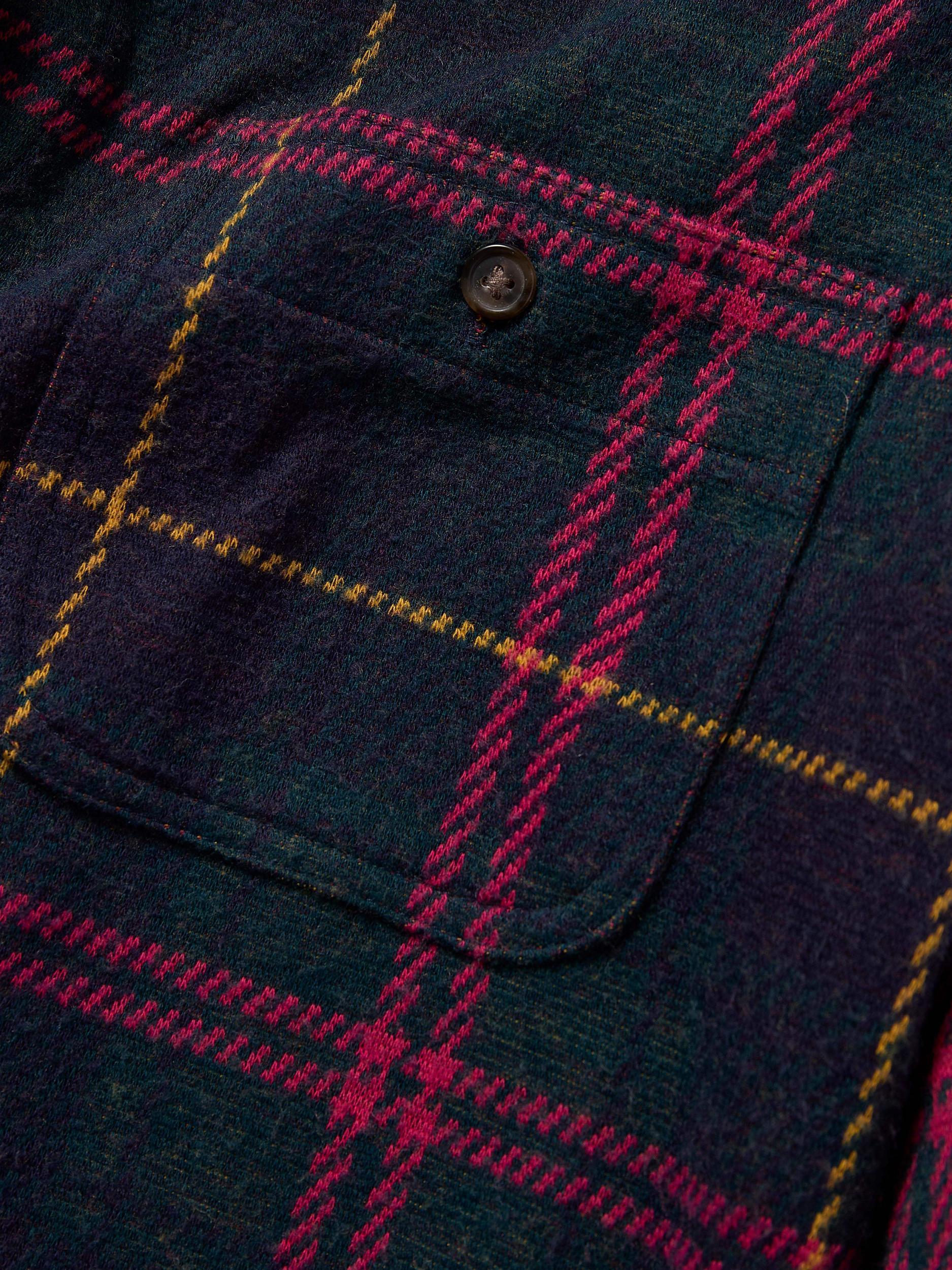 Legend™ Sweater Shirt - Outer Limits Plaid Female Product Image