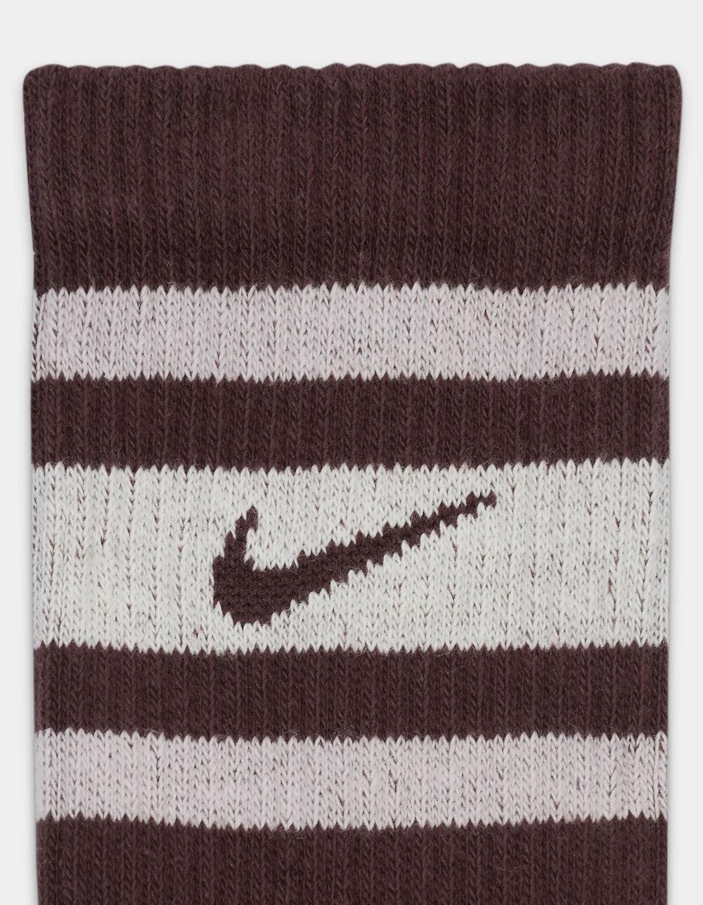 NIKE Everyday Plus 3 Pack Cushioned Crew Socks - BURGUNDY COMBO Product Image