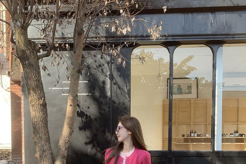 Mock Two-Piece Long-Sleeve Round Neck Two Tone Ribbed Knit Top Product Image