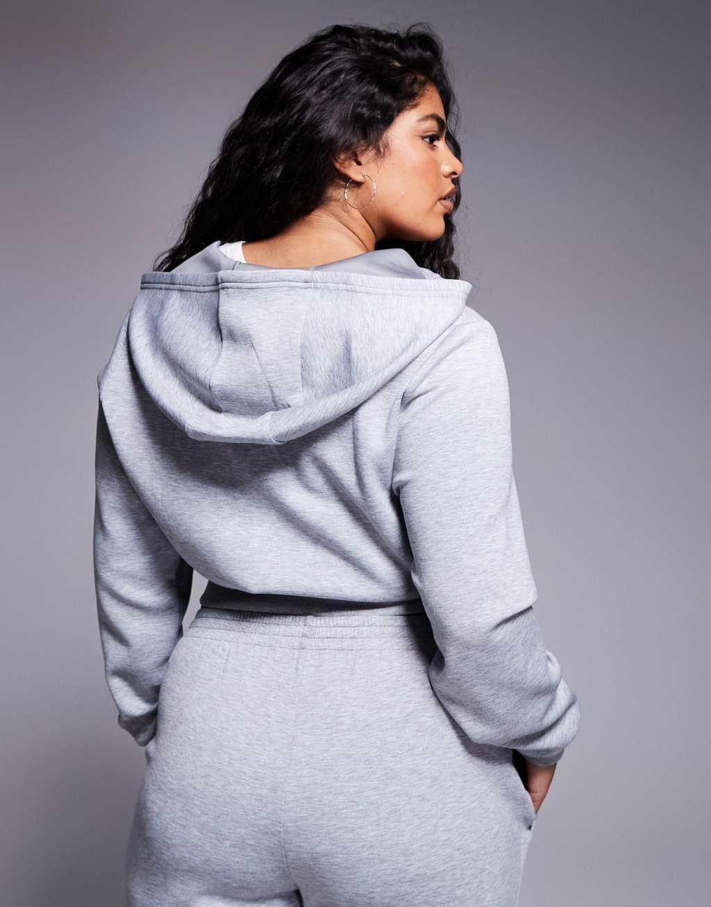 4505 Curve cropped performance hoodie in heather gray  Product Image