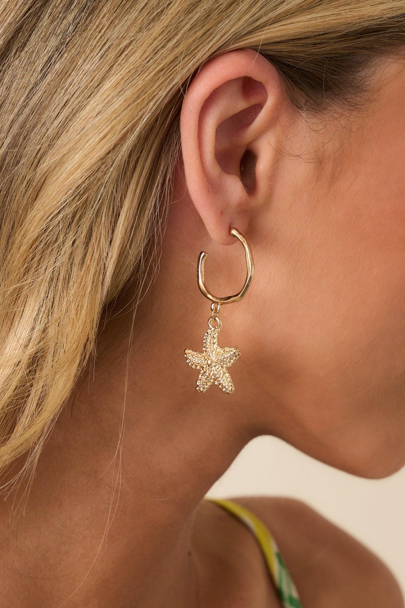 Going With The Tide Textured Gold Starfish Drop Earrings Product Image