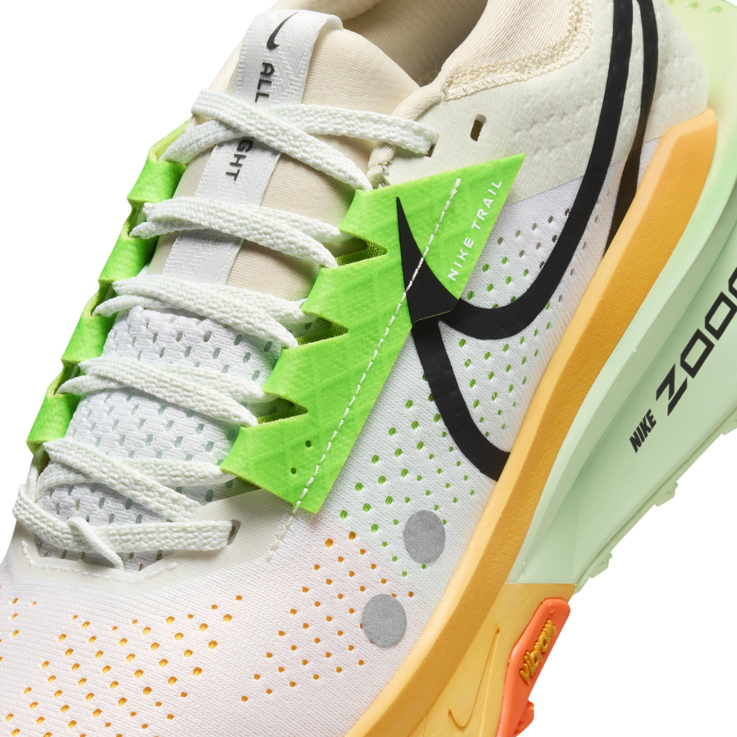 Nike Zegama 2 Women's Trail Running Shoes Product Image