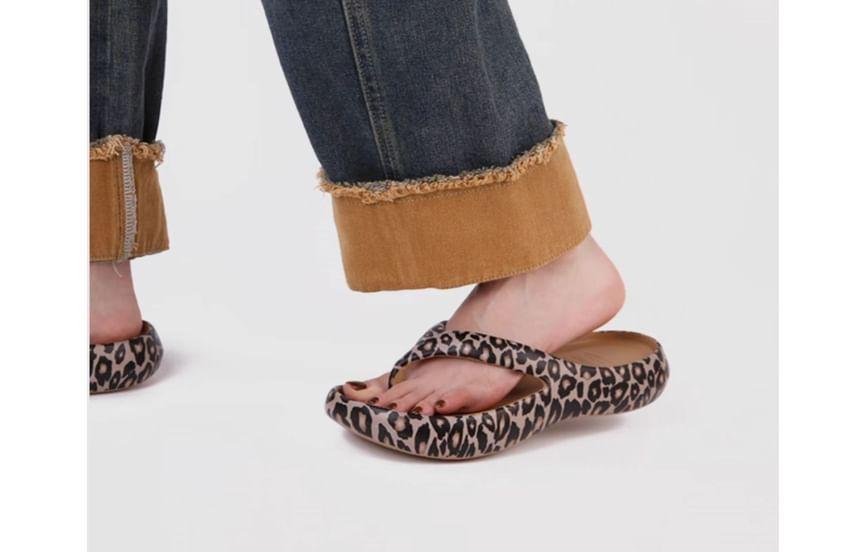 Leopard Print Platform Thong Sandals Product Image