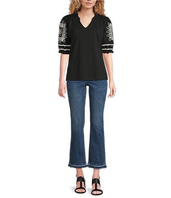 Calessa Embroidered Split V-Neck Short Balloon Sleeve Blouse Product Image