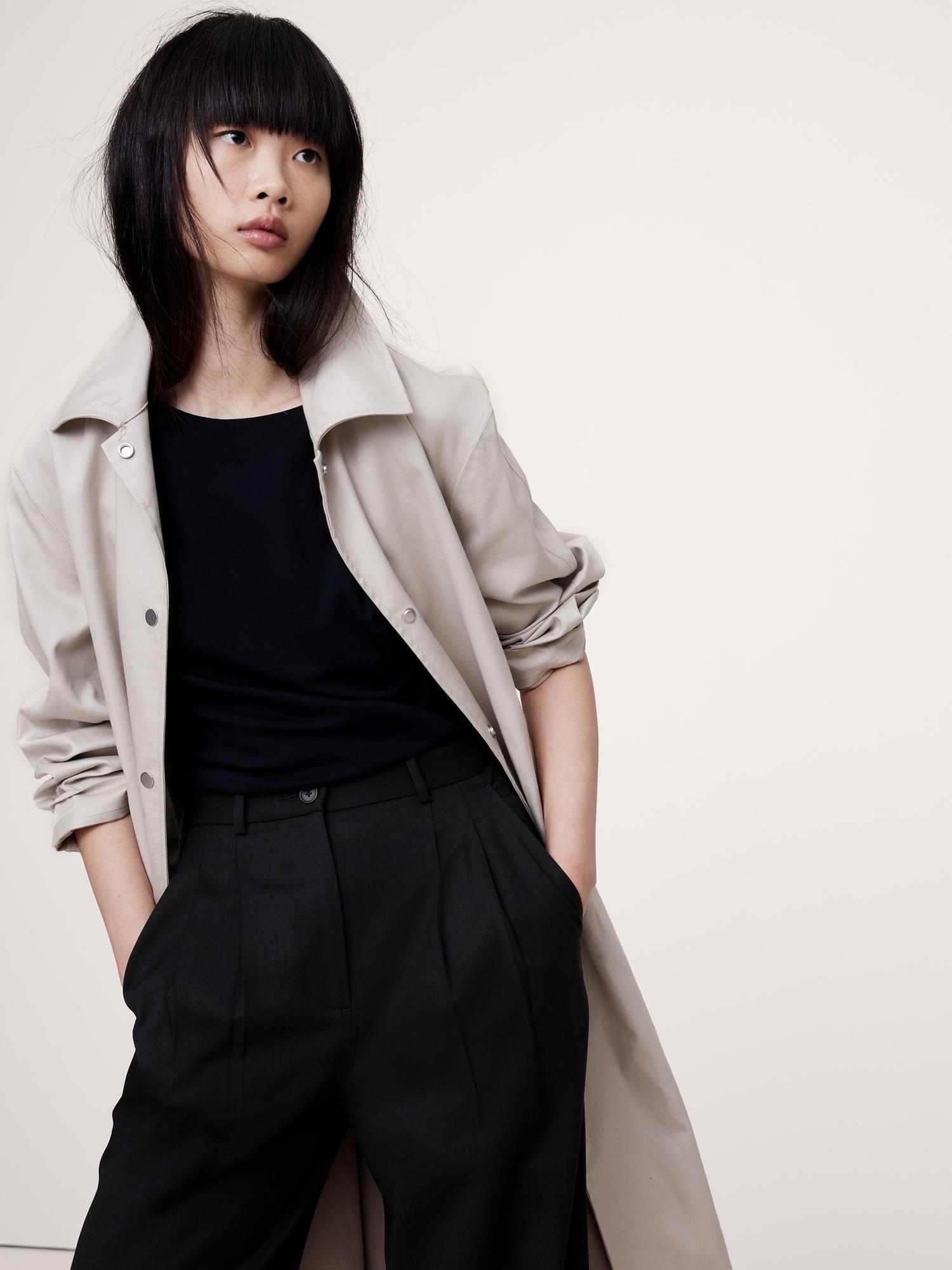 Soho High-Rise Wide-Leg Italian Wool Pant Product Image