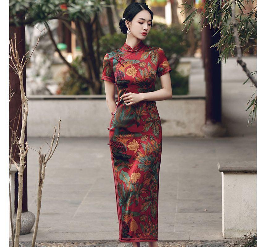 Short-Sleeve Floral Slit Maxi Qipao Product Image