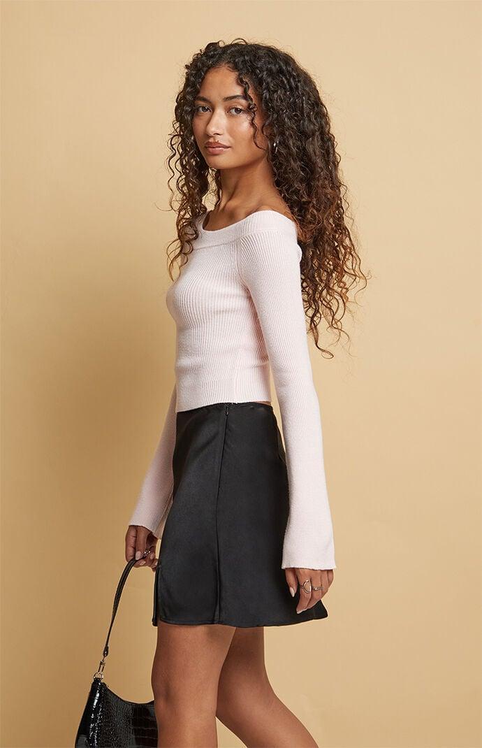 Beverly and Beck Women's Hallie Off-The-Shoulder Sweater Product Image