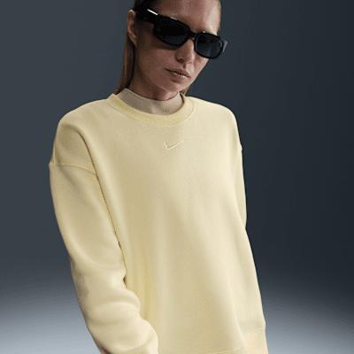 Women's Nike Sportswear Phoenix Fleece Oversized Crew-Neck Sweatshirt Product Image