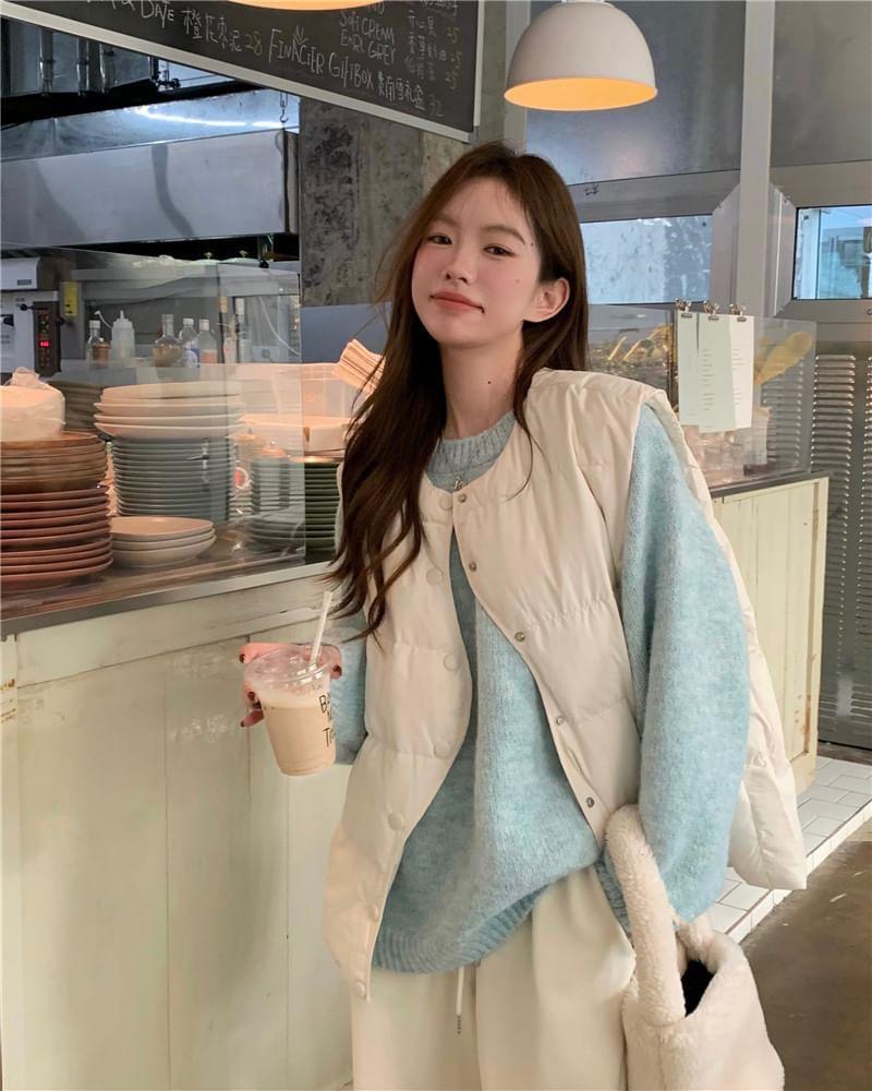 Round Neck Plain Button-Up Puffer Vest / Sweater Product Image