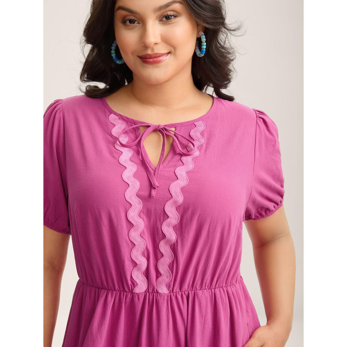 Plus Size Pure Cotton Stretchy Waist Ribbon Midi Dress RedViolet Women V-neck Short sleeve Curvy BloomChic 10/M Product Image