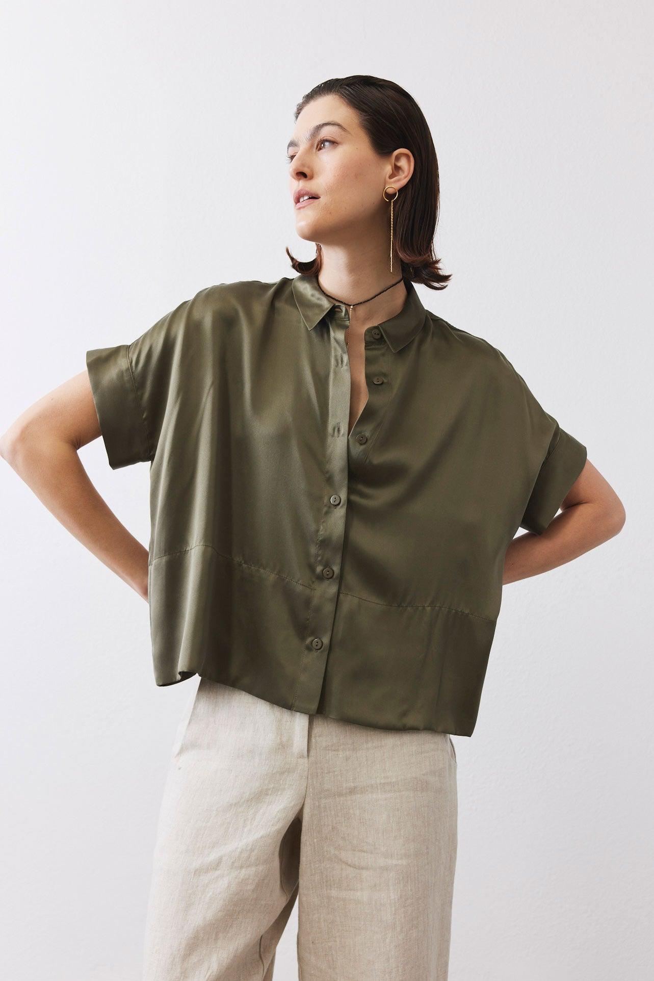 Boxy Washable Silk Cropped Blouse Product Image