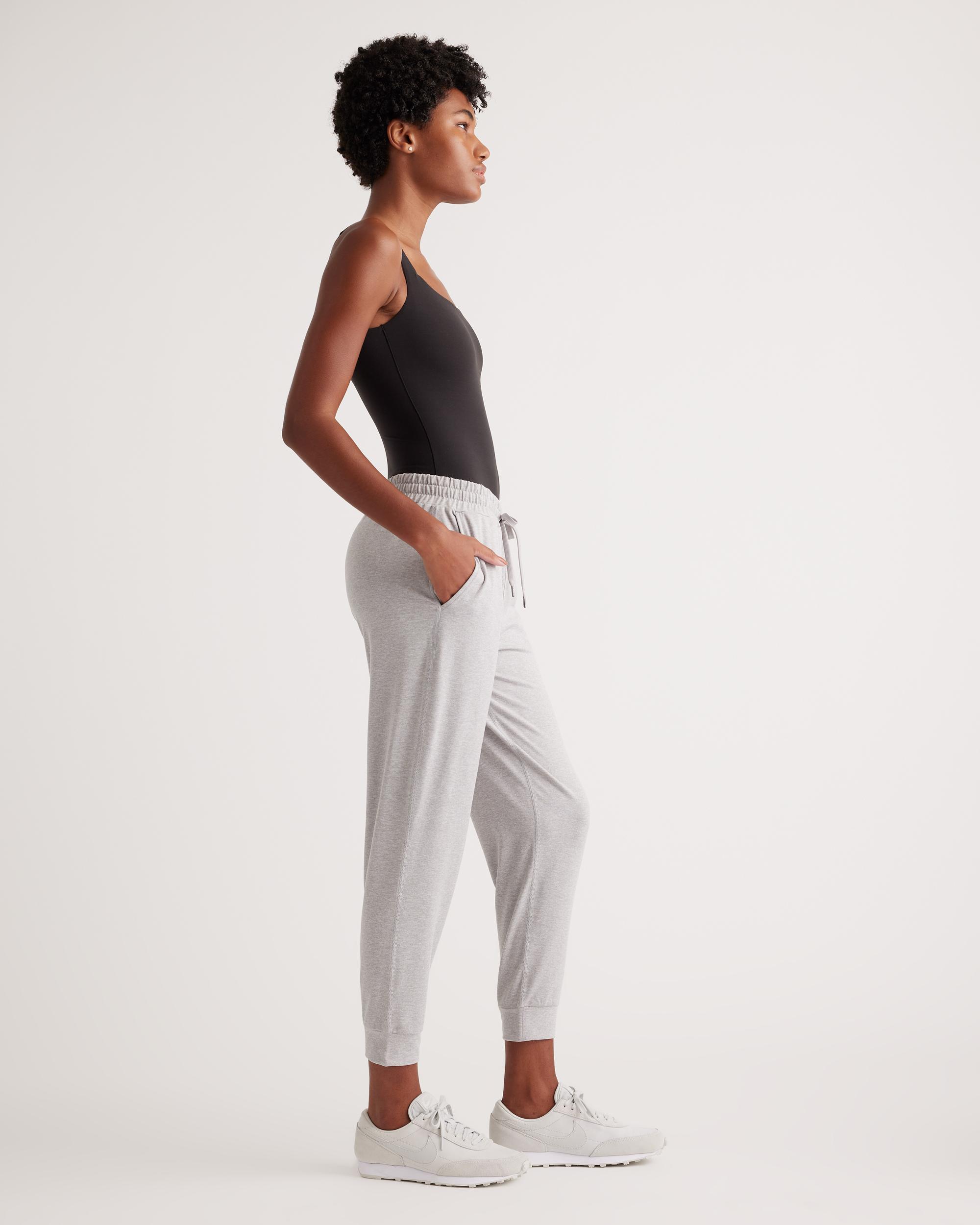 Quince | Women's Flowknit Mid-Rise Jogger Size XL, Recycled Poly with Stretch Product Image