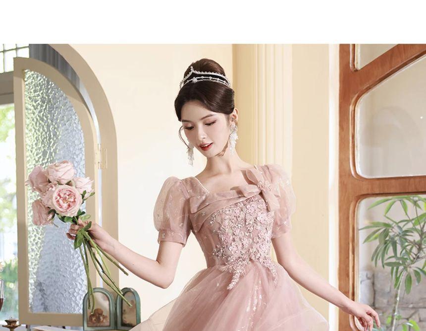 Short-Sleeve Square Neck Lace-Up Back Mesh A-Line Evening Gown Product Image