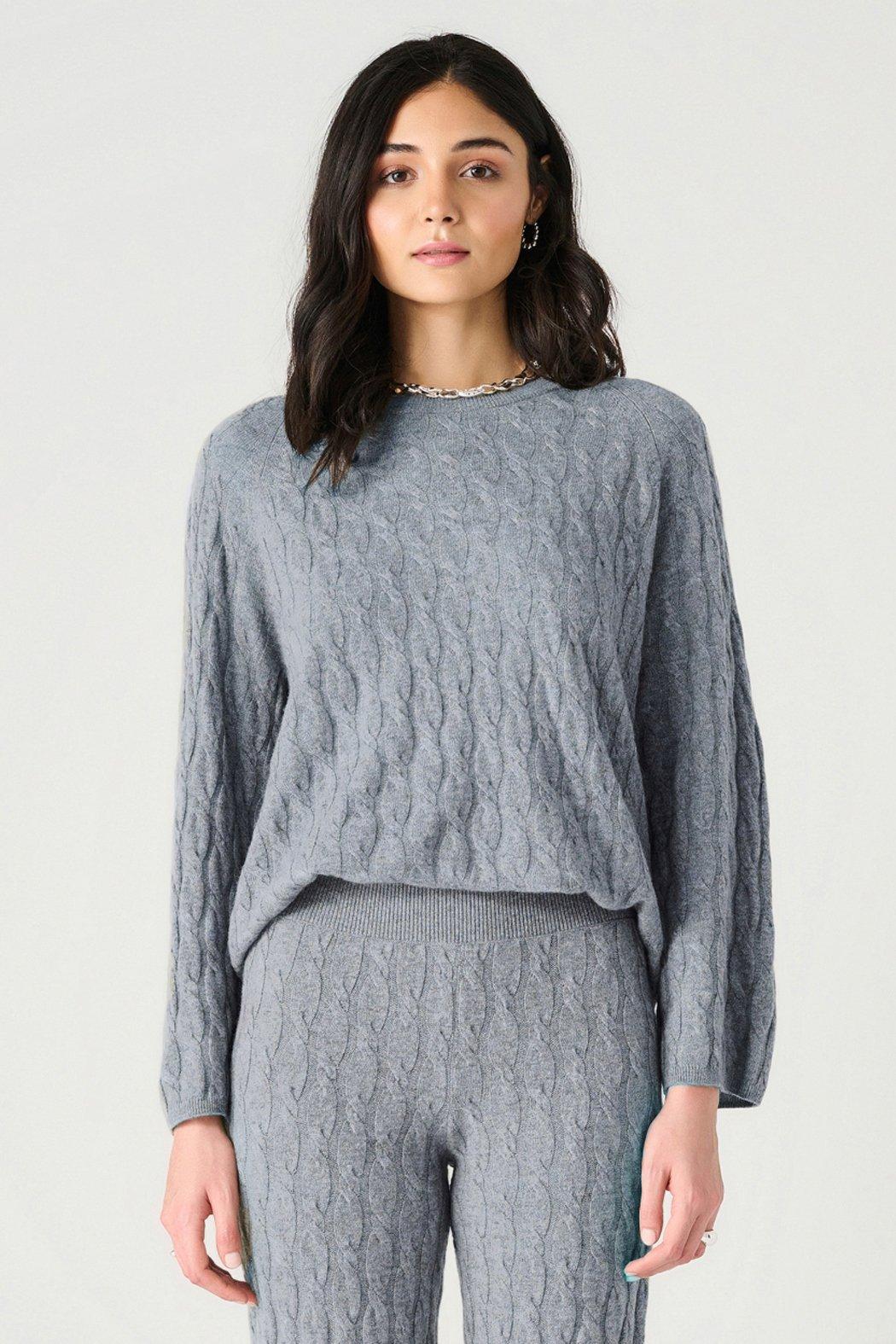 Cable Knit Set Product Image
