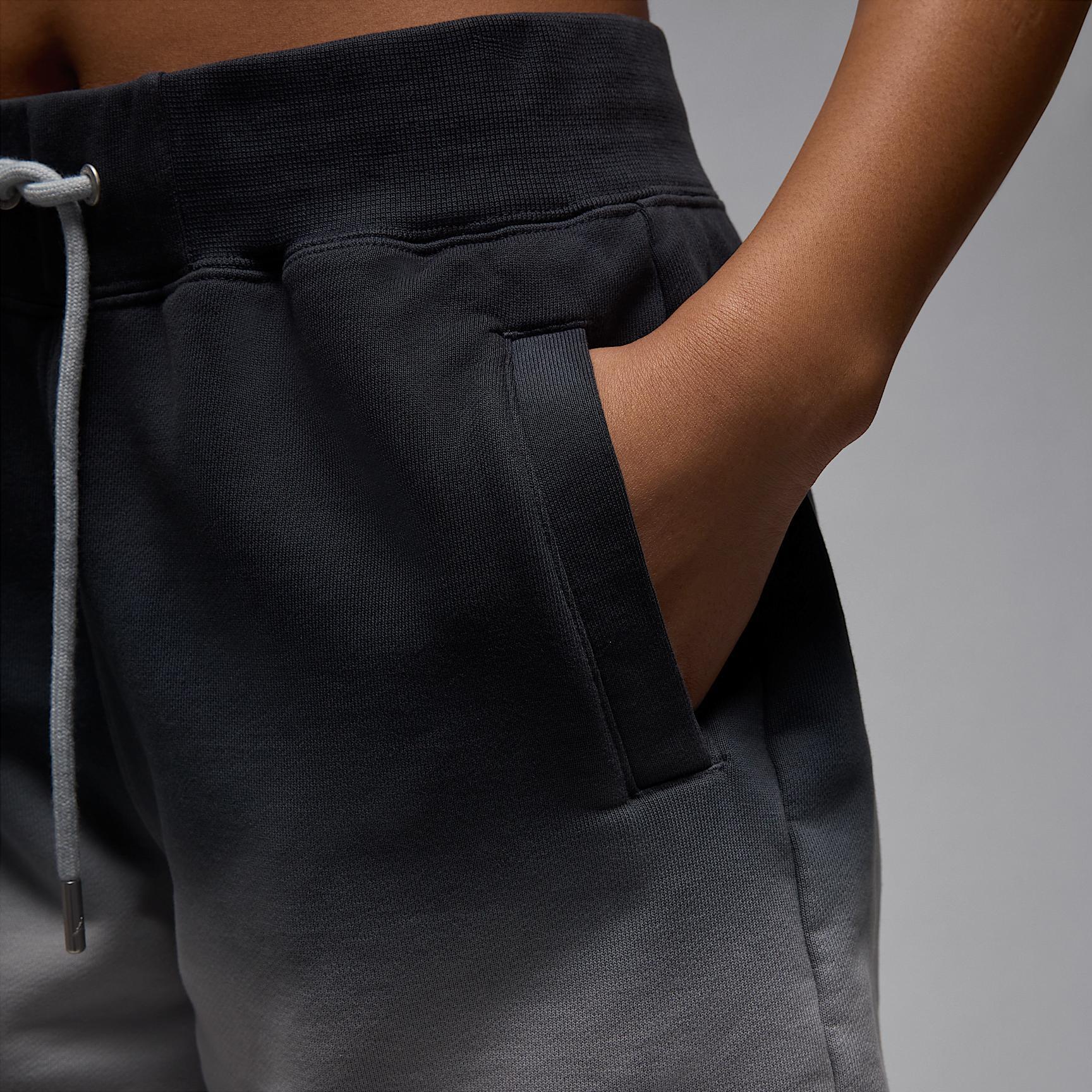 Women's Jordan Flight Fleece French Terry Shorts Product Image