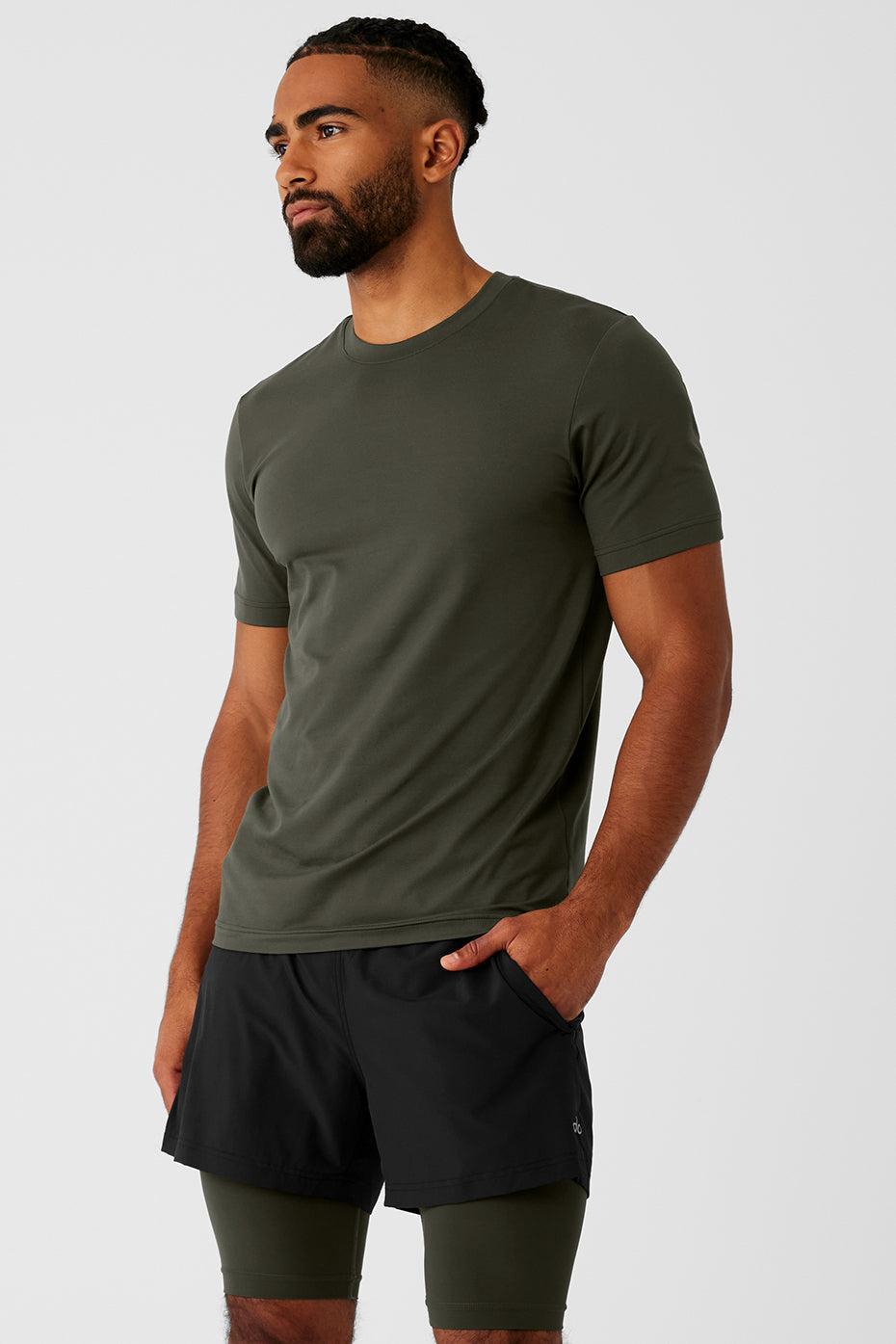 Alo Yoga | Conquer Reform Crewneck Short Sleeve Top Product Image