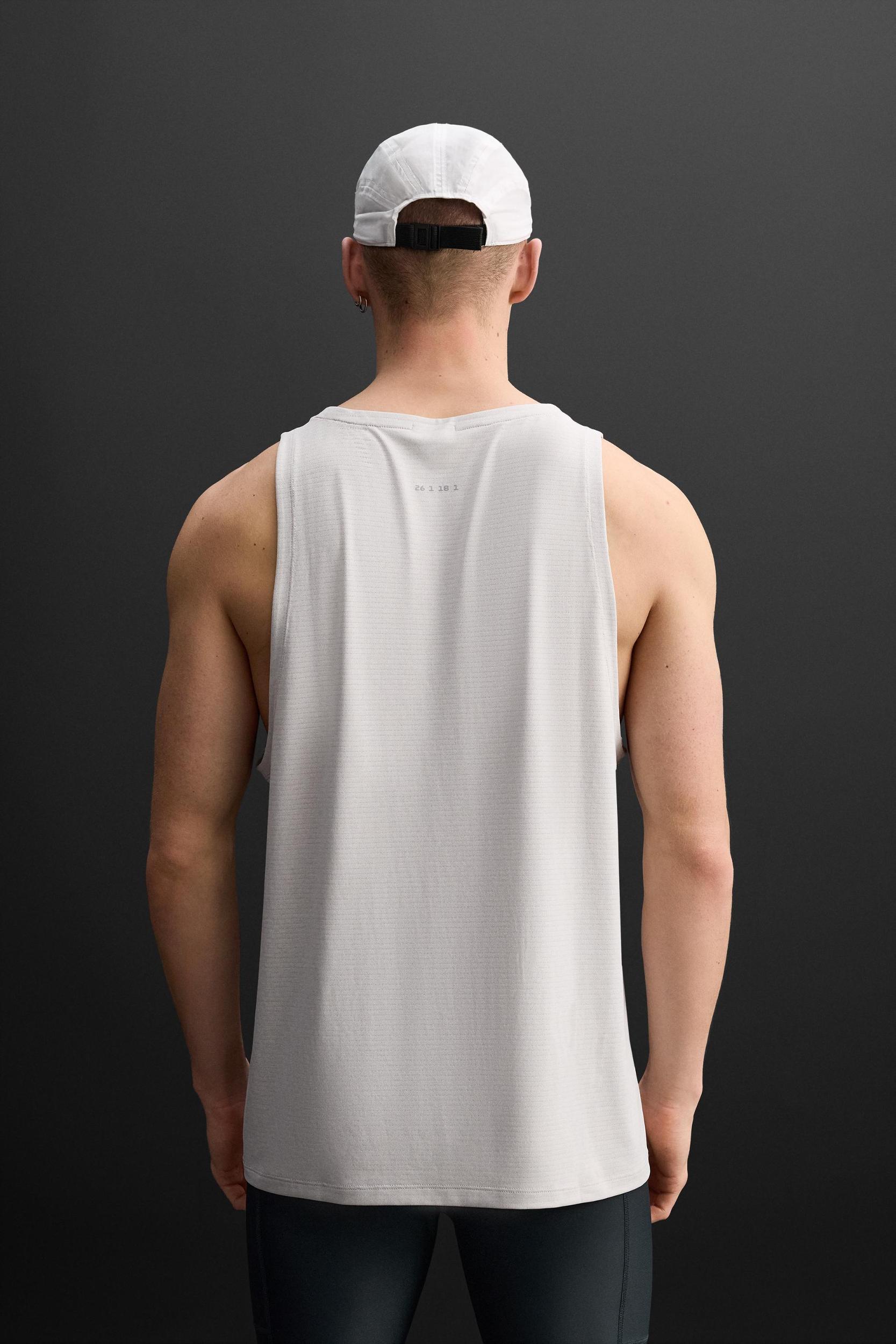 LIGHTWEIGHT TECHNICAL TANK TOP Product Image