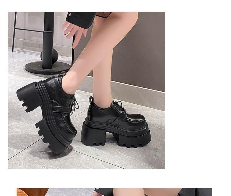 Butterfly Detail Platform Lace Up Oxfords Product Image
