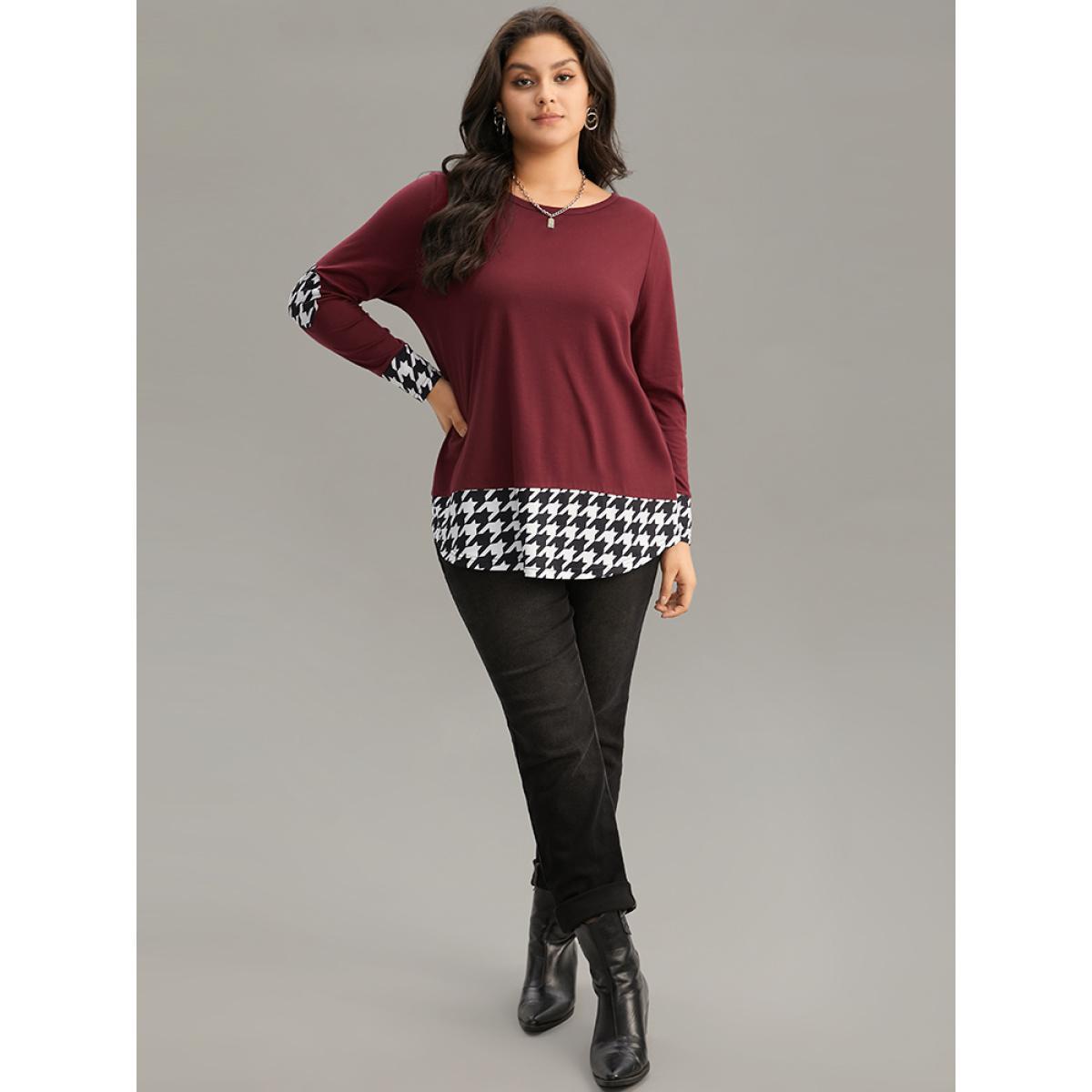 Plus Size Houndstooth Patchwork Contrast Arc Hem T-shirt Burgundy Women Casual Contrast Houndstooth Round Neck Dailywear T-shirts BloomChic 26/4X Product Image