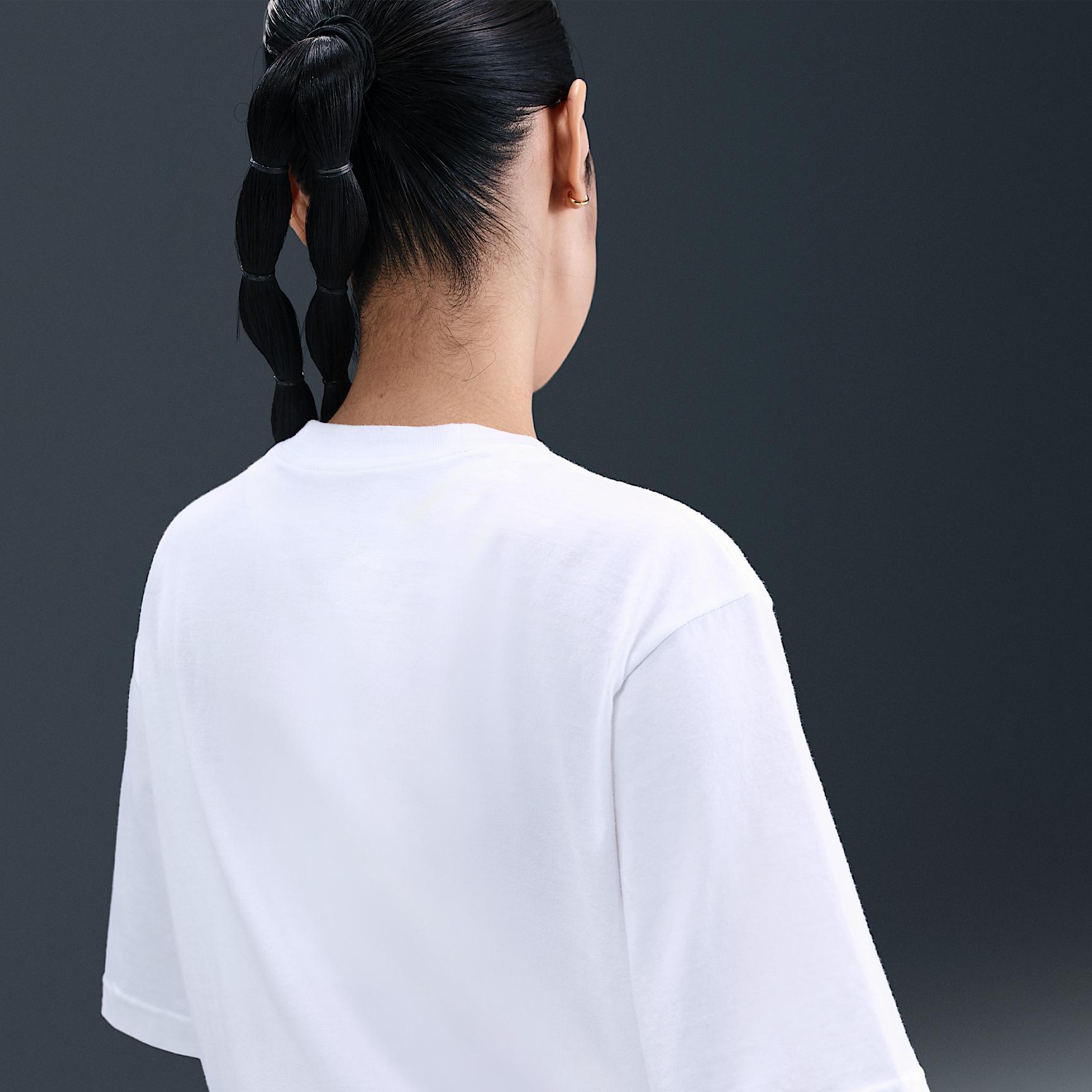 Women's Nike Sportswear Essential Boxy T-Shirt Product Image
