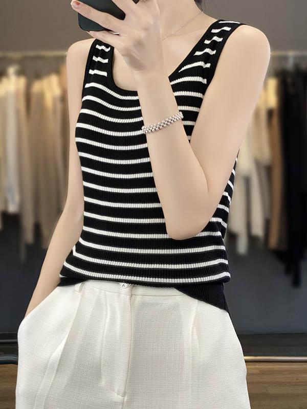 Loose Sleeveless Contrast Color Striped U-Neck Vest Top Product Image