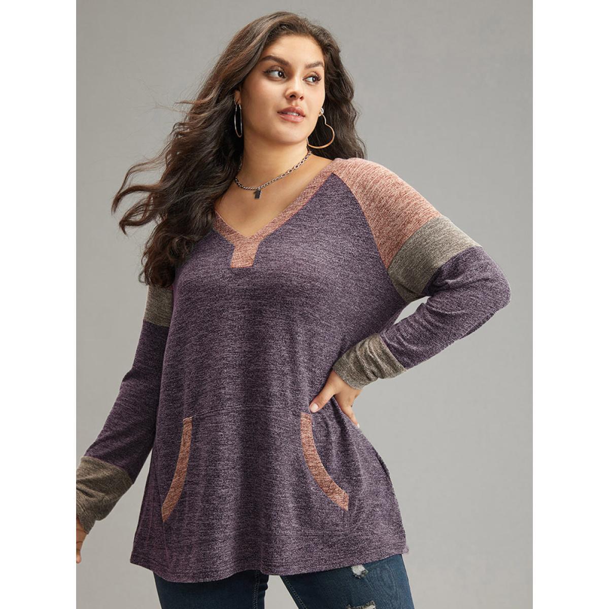 Plus Size Contrast Pocket Raglan Sleeve T-shirt Purple Women Casual Contrast Plain V-neck Dailywear T-shirts BloomChic 26/4X Product Image