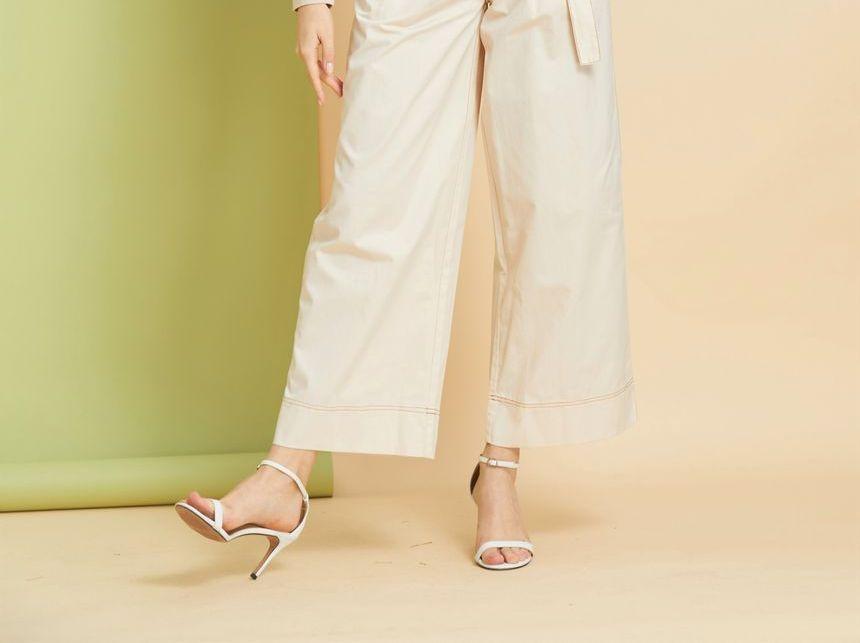 High-Waist Wide-Leg Pants With Belt Product Image