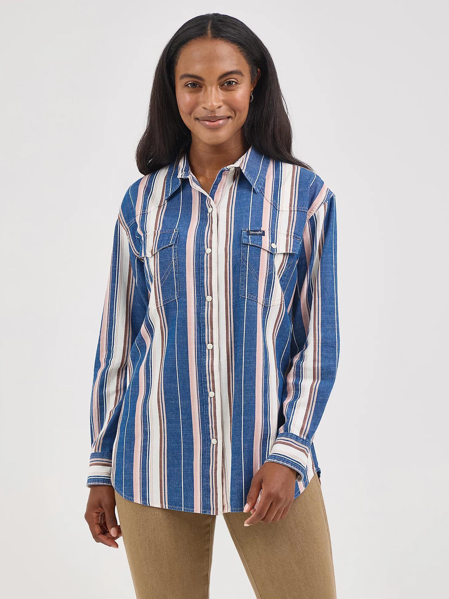 Women's Wrangler Retro® Boyfriend Western Snap Shirt | Women's TOPS | Wrangler® Product Image