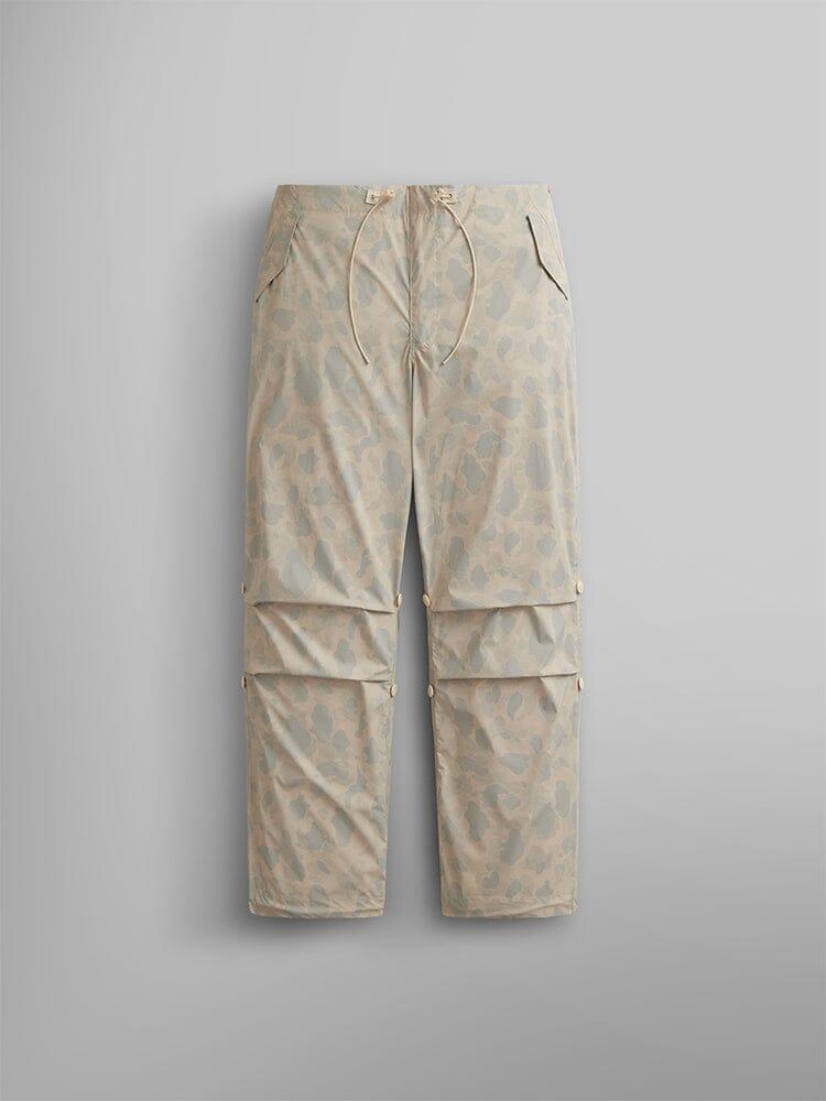 LIGHTWEIGHT PARACHUTE PANT (FROGSKIN) Product Image