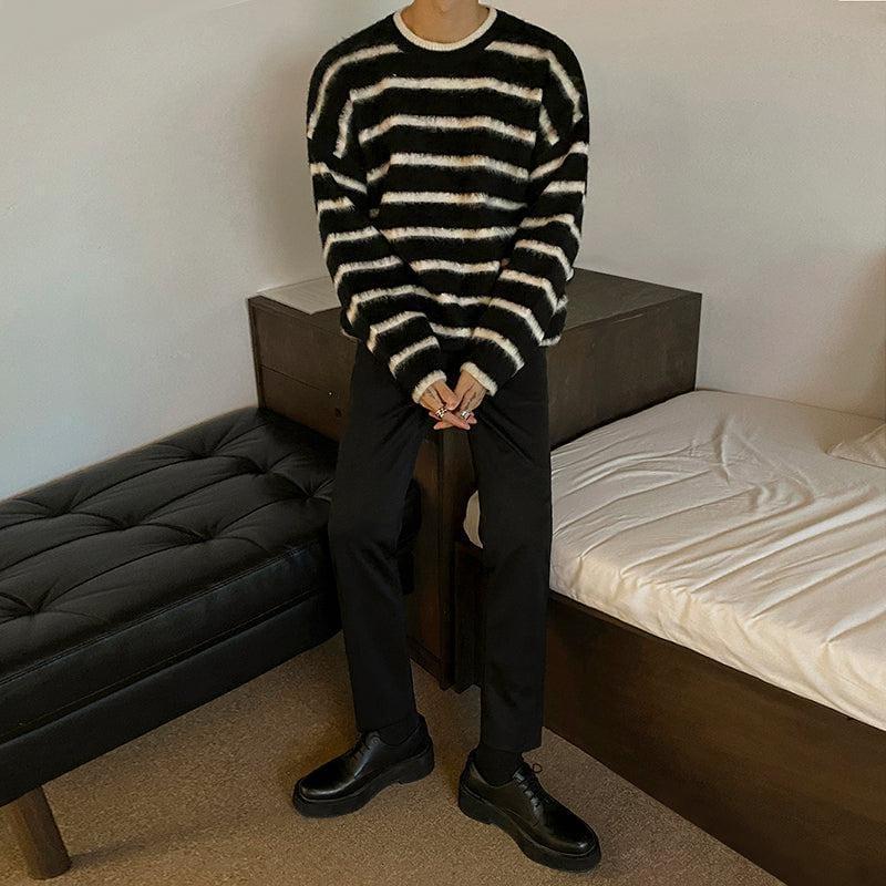 RT No. 3346 WOOLEN STRIPED SWEATER Product Image