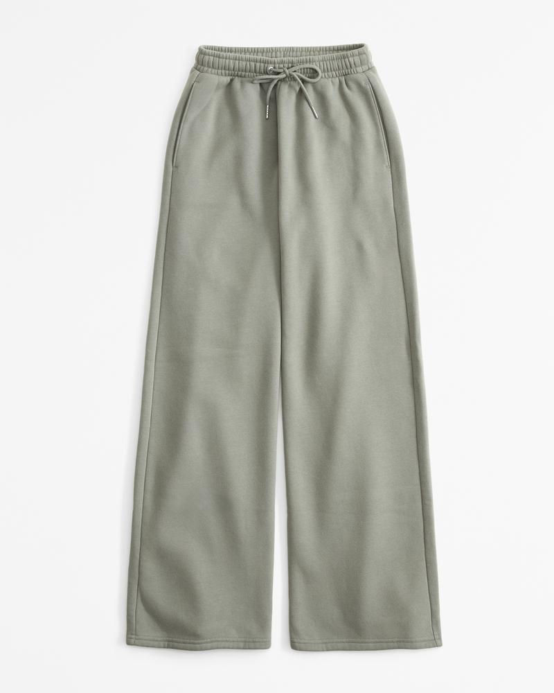 Essential Sunday Wide Leg Sweatpant Product Image