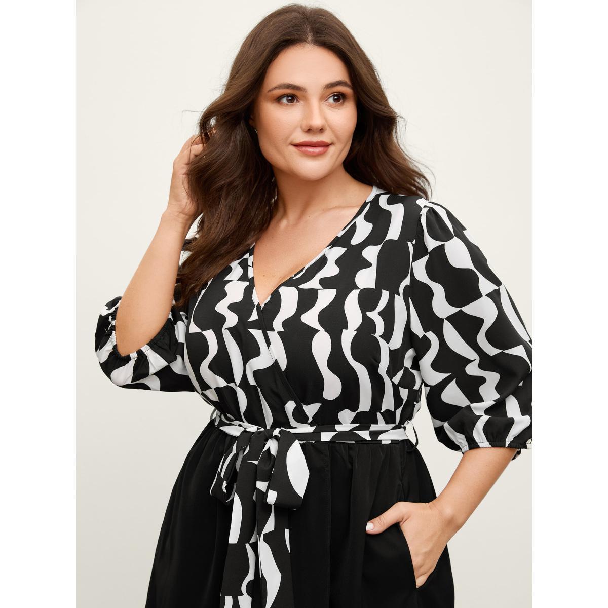 Plus Size Retro Wavy Print Stretchy Waist Midi Dress Black Women Overlap Collar Elbow-length sleeve Curvy BloomChic 30/6X Product Image