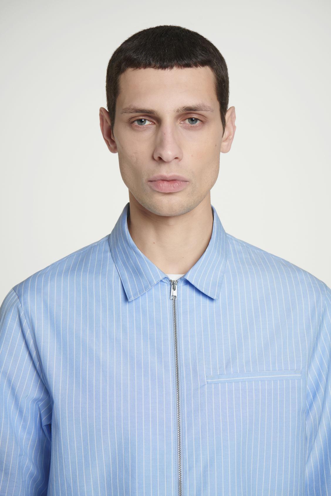 ZIPPED TWILL SHIRT Product Image