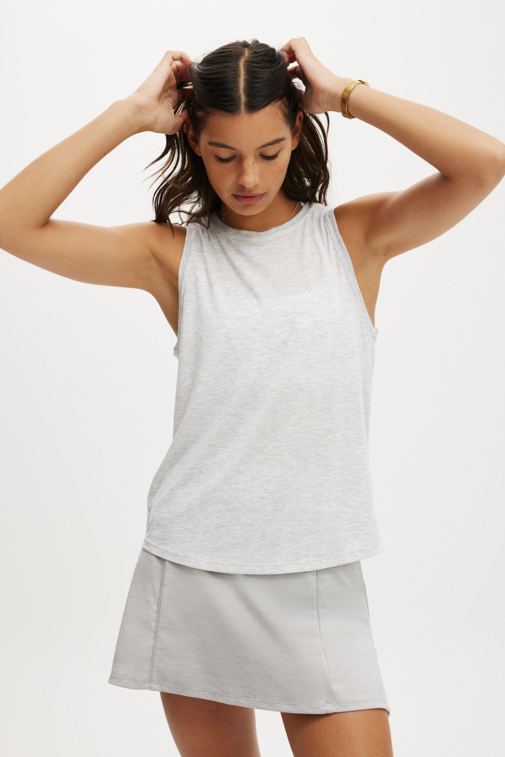 Active Keyhole Back Tank Product Image
