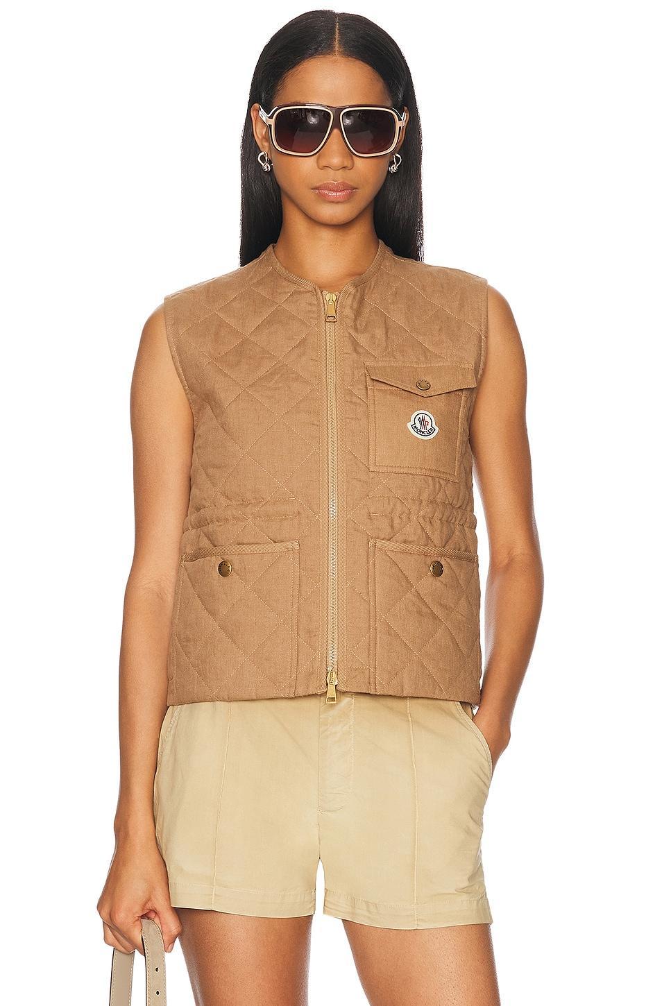 Vigny Vest Product Image
