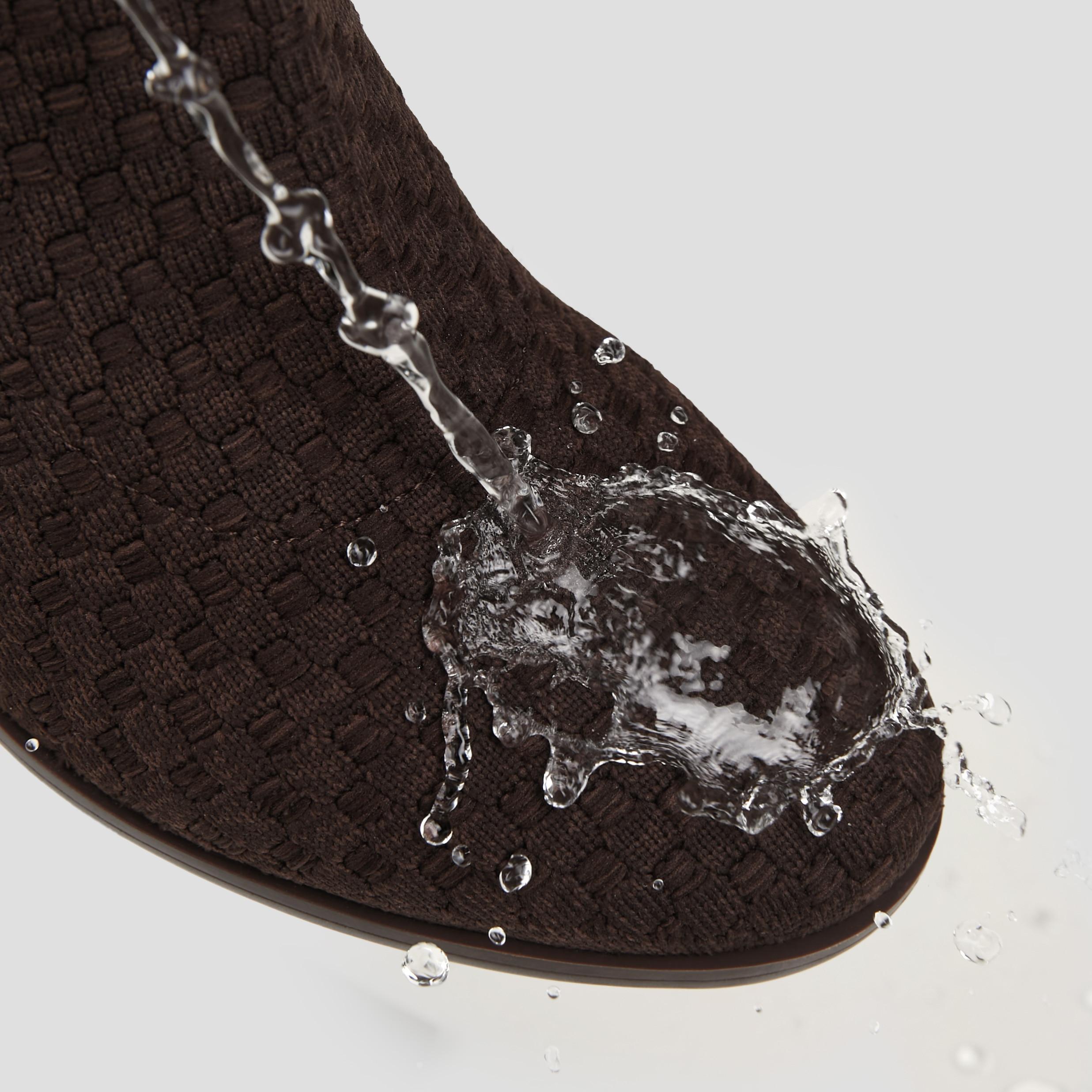 Round-Toe Water-Repellent Heeled Boots (Thalita) Product Image