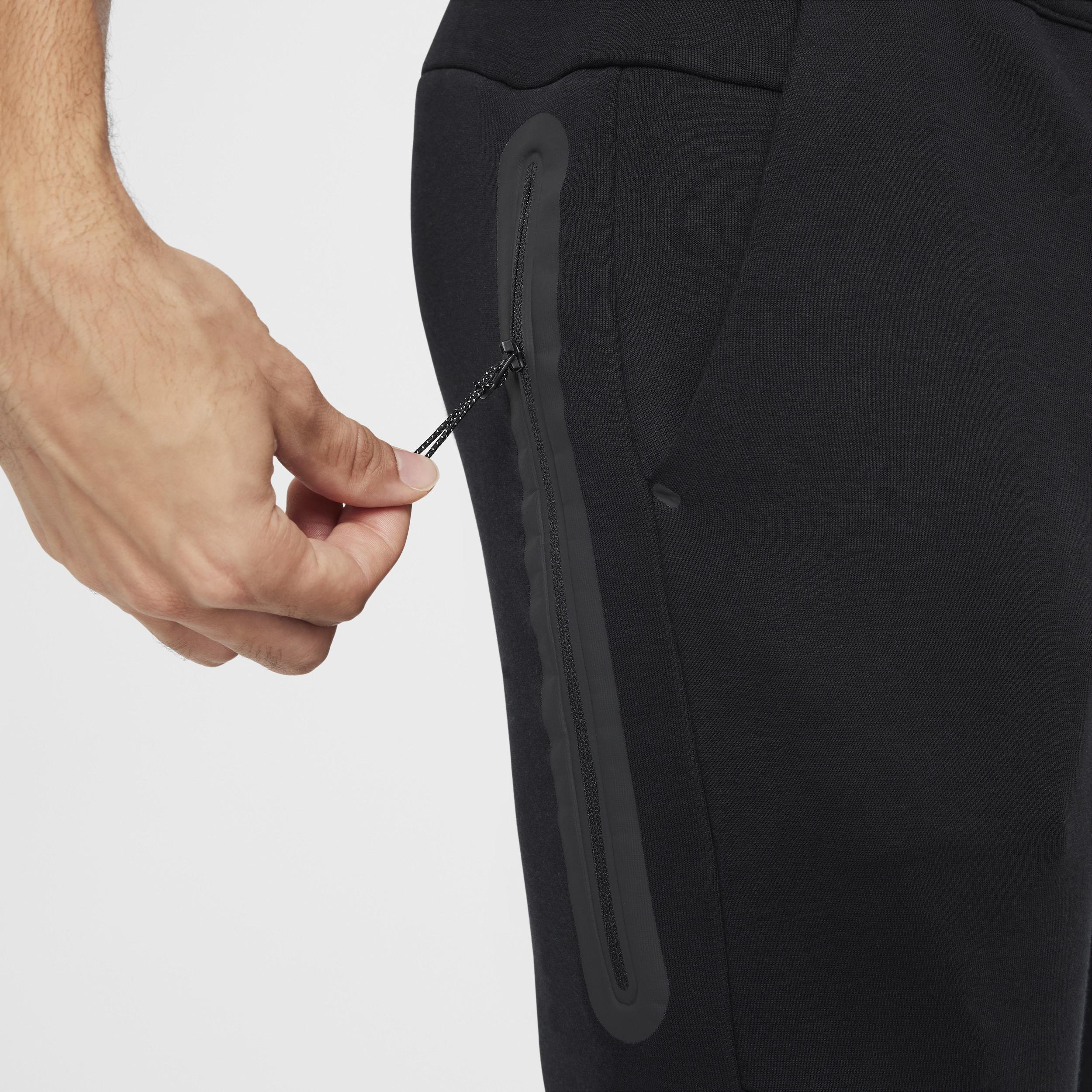 Nike Men's Tech Fleece Jogger Pants Product Image