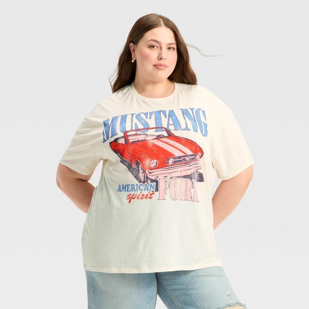 Women's Mustang Oversized Graphic T-Shirt - Off-White Product Image