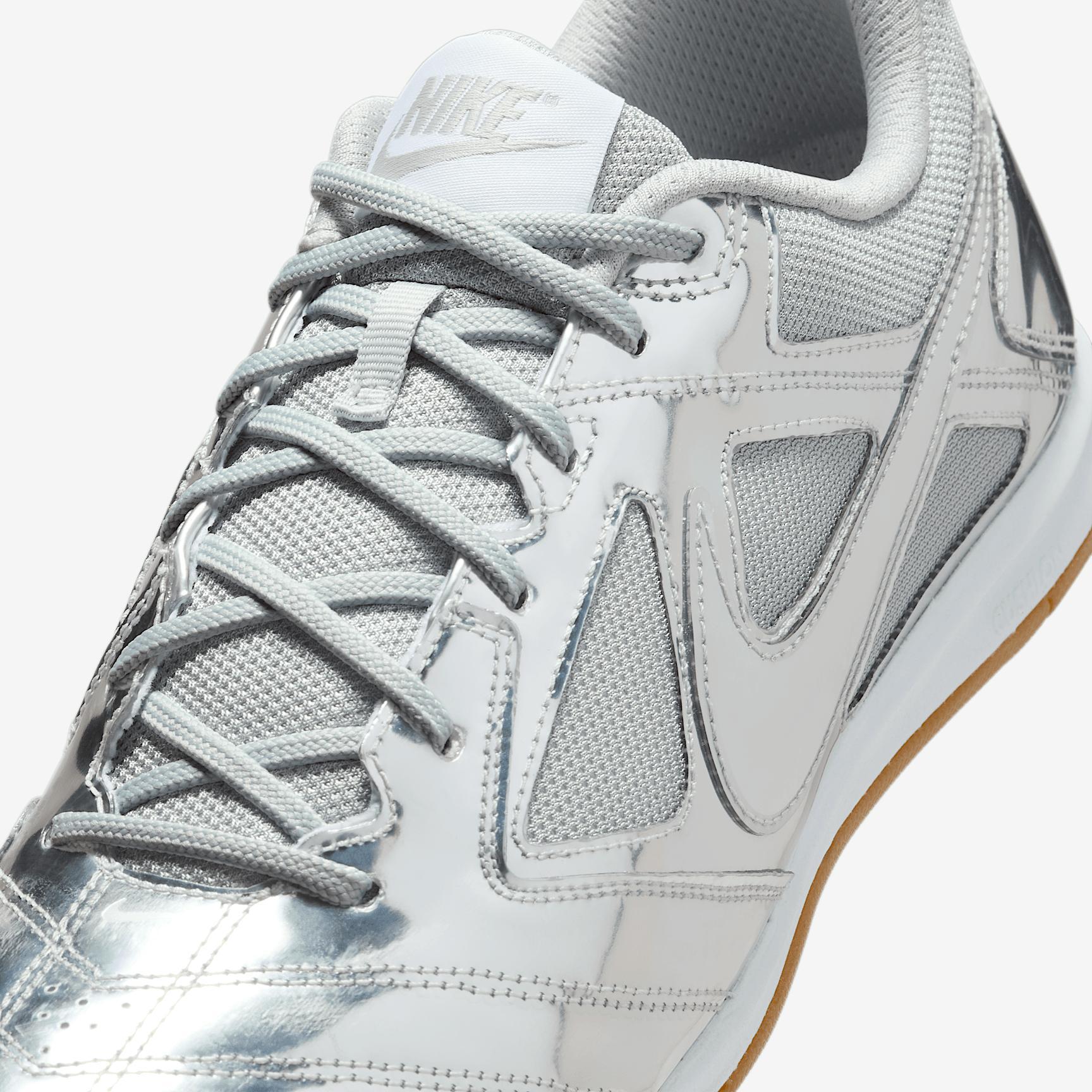 Nike Men's Gato LV8 Shoes Product Image