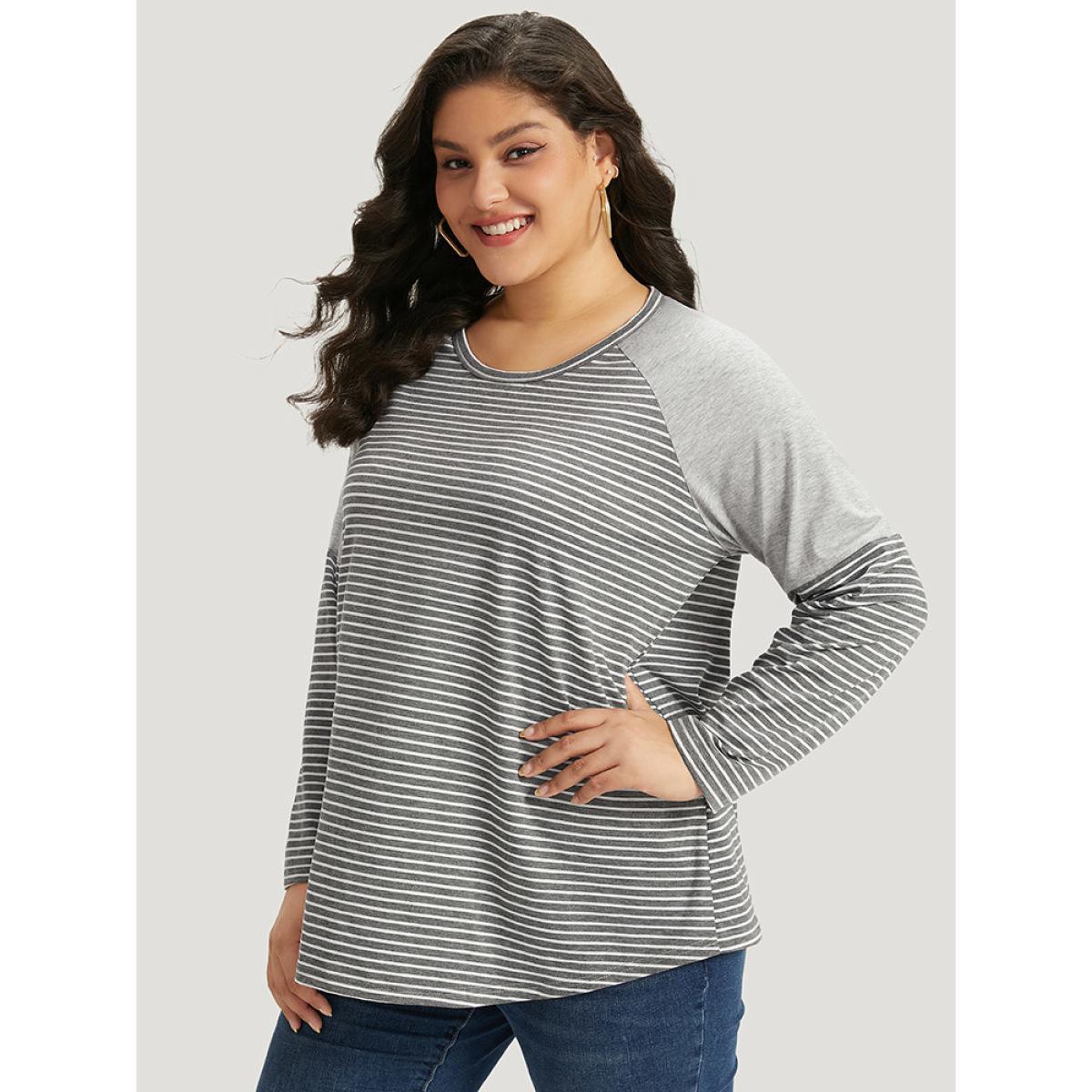 Plus Size Striped Patchwork Crew Neck Raglan Sleeve T-shirt Gray Women Casual Patchwork Striped Round Neck Dailywear T-shirts BloomChic 10/M Product Image