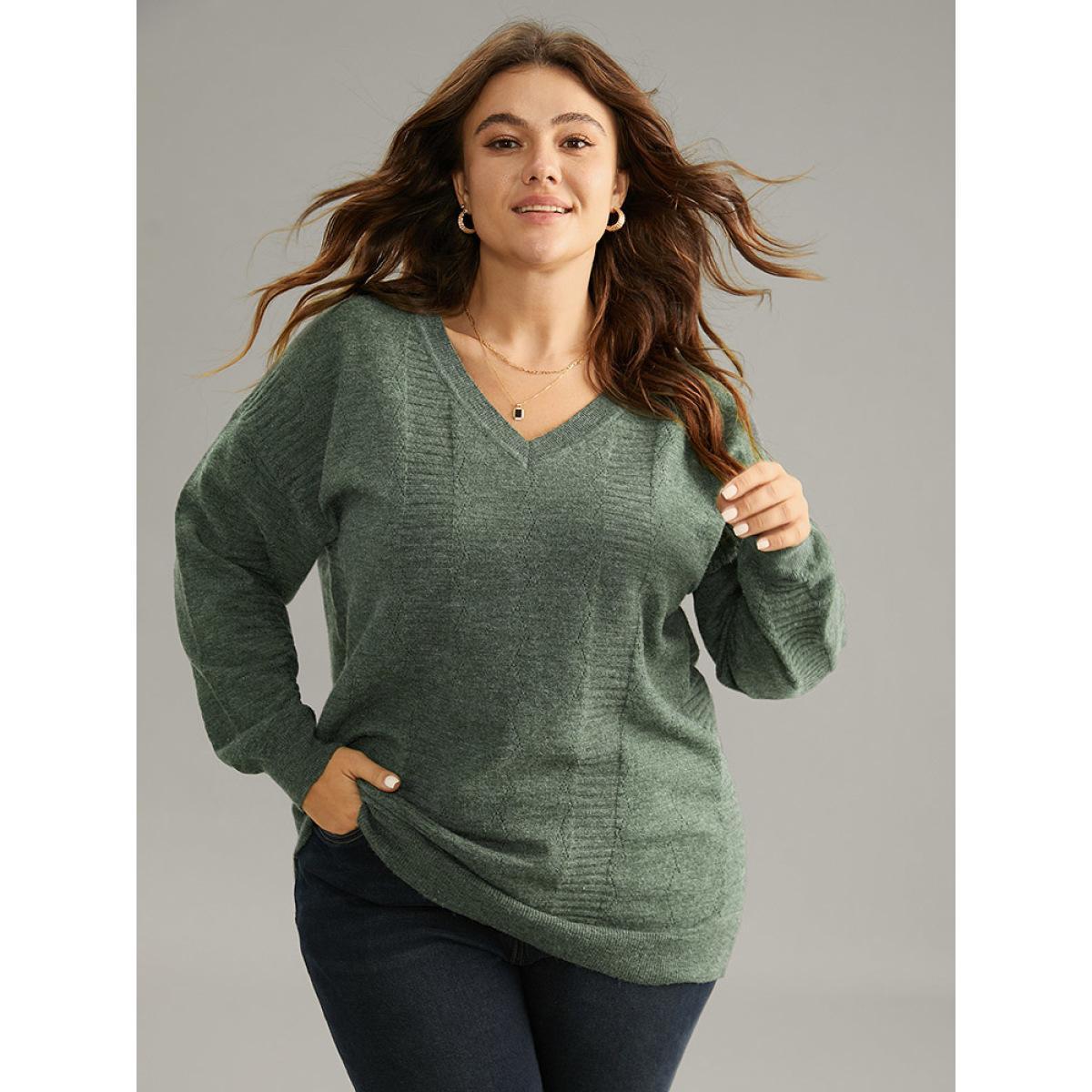 Plus Size Supersoft Essentials Plain Texture V Neck Pullover DarkGreen Women Casual Loose Long Sleeve V-neck Dailywear Pullovers BloomChic 14-16/1X Product Image