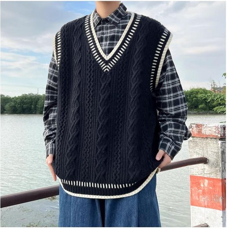 V-Neck Contrast Trim Knit Sweater Vest Product Image