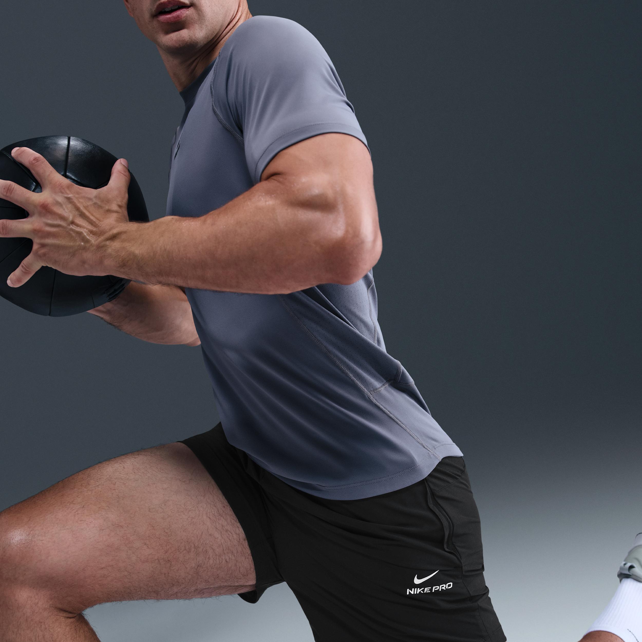 Men's Nike Pro Training Dri-FIT 6" Shorts Product Image