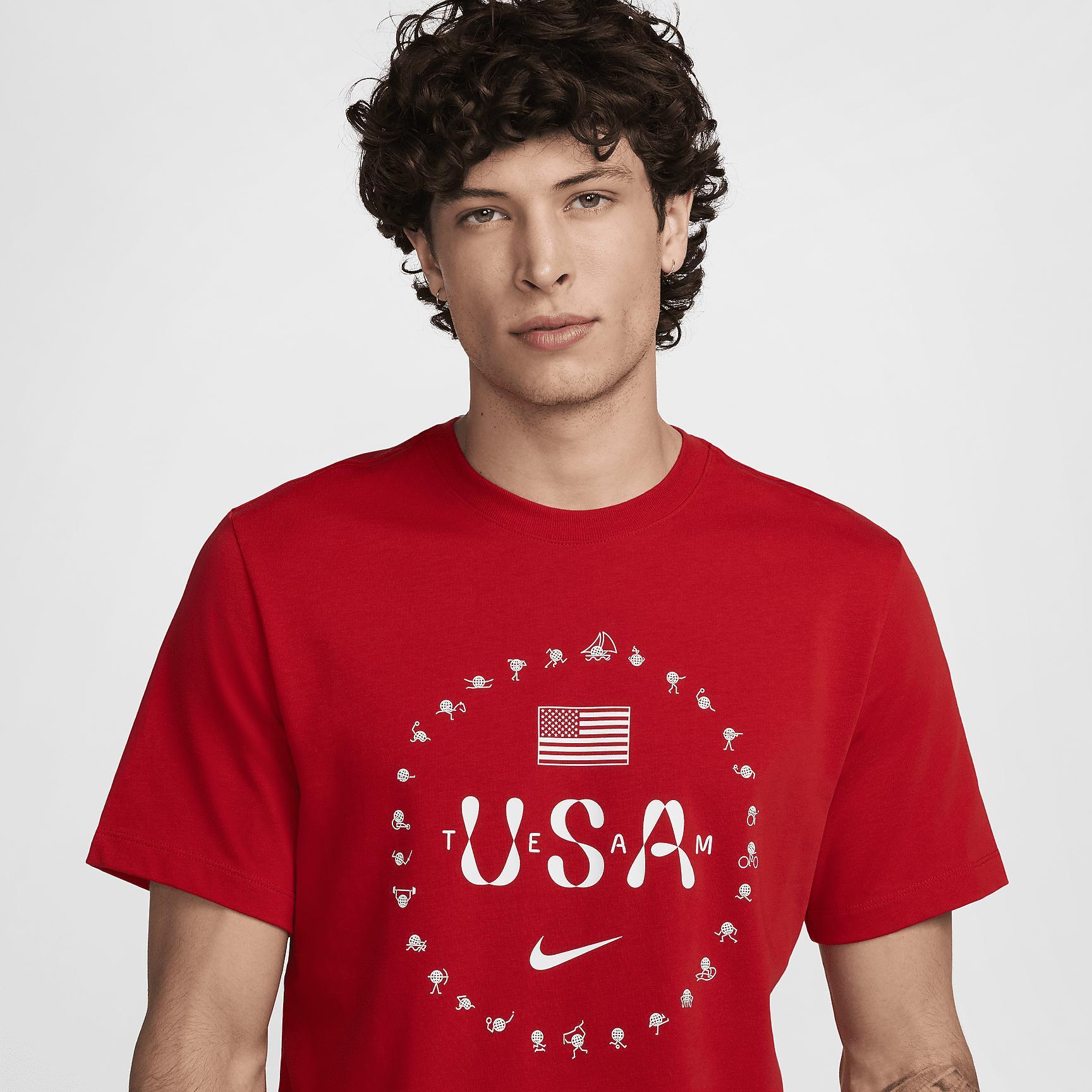 USA Premium Essential Icon Men's Nike T-Shirt Product Image