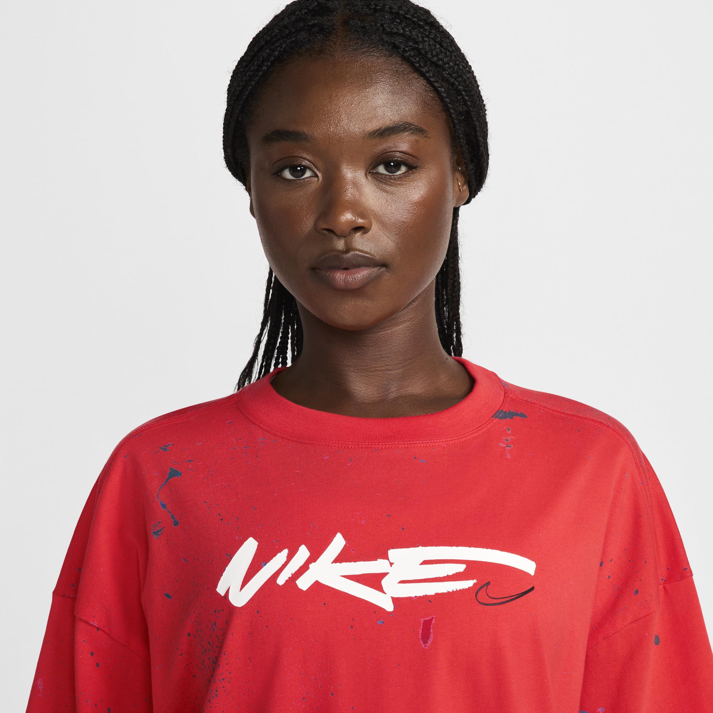 Nike Sportswear Breaking Women's Oversized Short-Sleeve T-Shirt Product Image