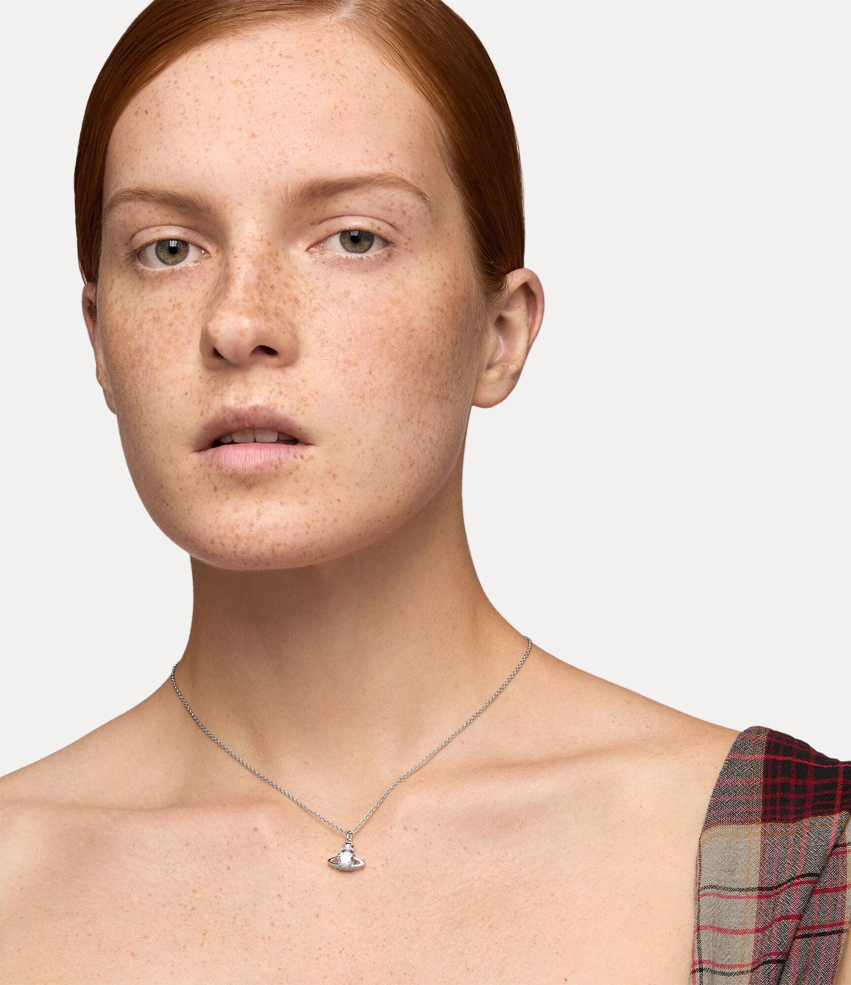 Reina Pendant Necklace  Product Image